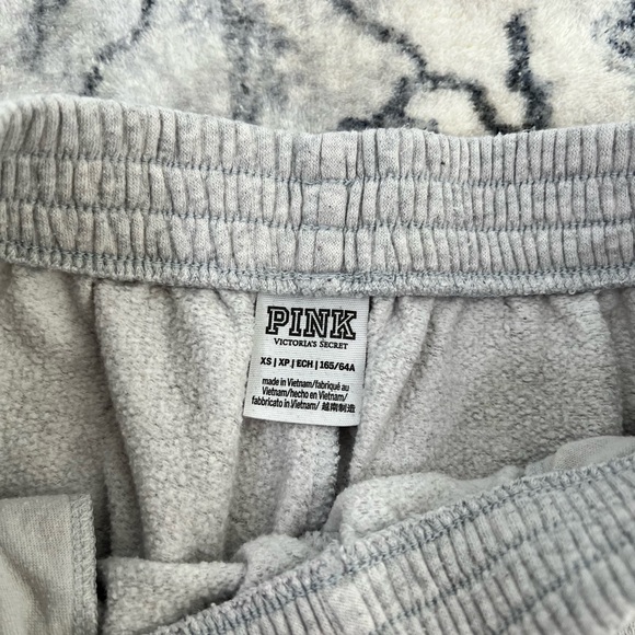 PINK Victoria's Secret Light Gray Joggers - Picture 5 of 6